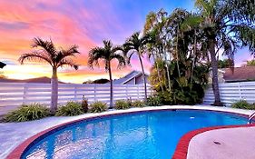 Kendall Keys Oasis Home W/ Pool, Theater & Arcade